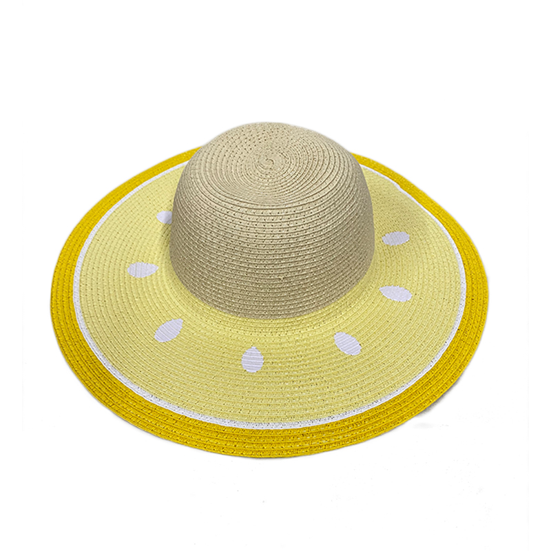 straw beach hat